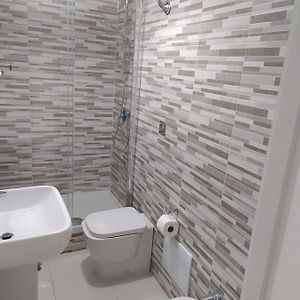 Habitación con 2 Camas Individuales